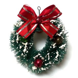 Vintage Bottle Brush Wreath Ornament